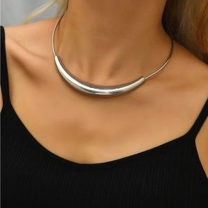 Beautiful Silver Minimalist Solid Necklace NWOT